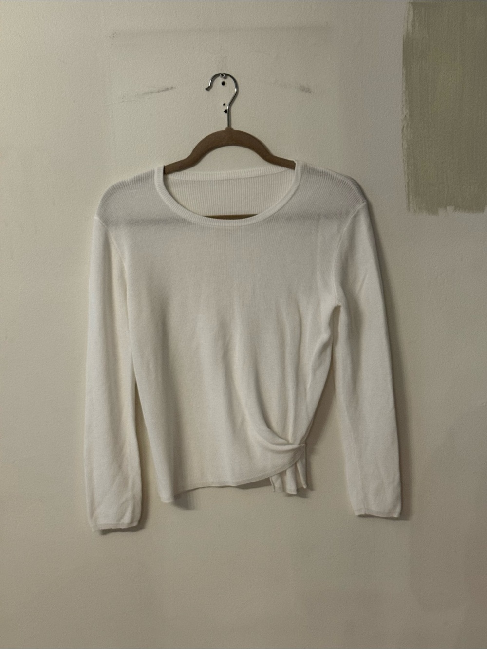 Women's Knot-Front Long Sleeve Top - White